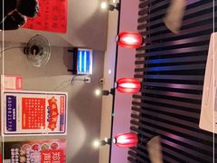 -爆炸头阿姨小四川正宗川味小吃(无任何分店)