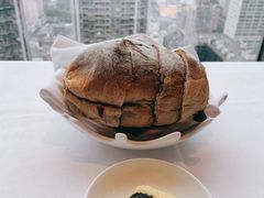 -云厨·高空西餐厅(成都瑯珀·凯悦臻选酒店)