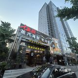 必吃榜海鲜餐厅—第一次有人给剥虾