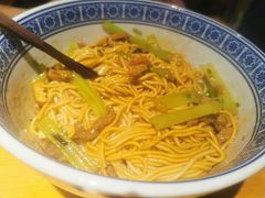 芹菜牛肉豆干面-沪西老弄堂面馆(定西路店)