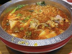 -宝龙城(杭州滨江店)