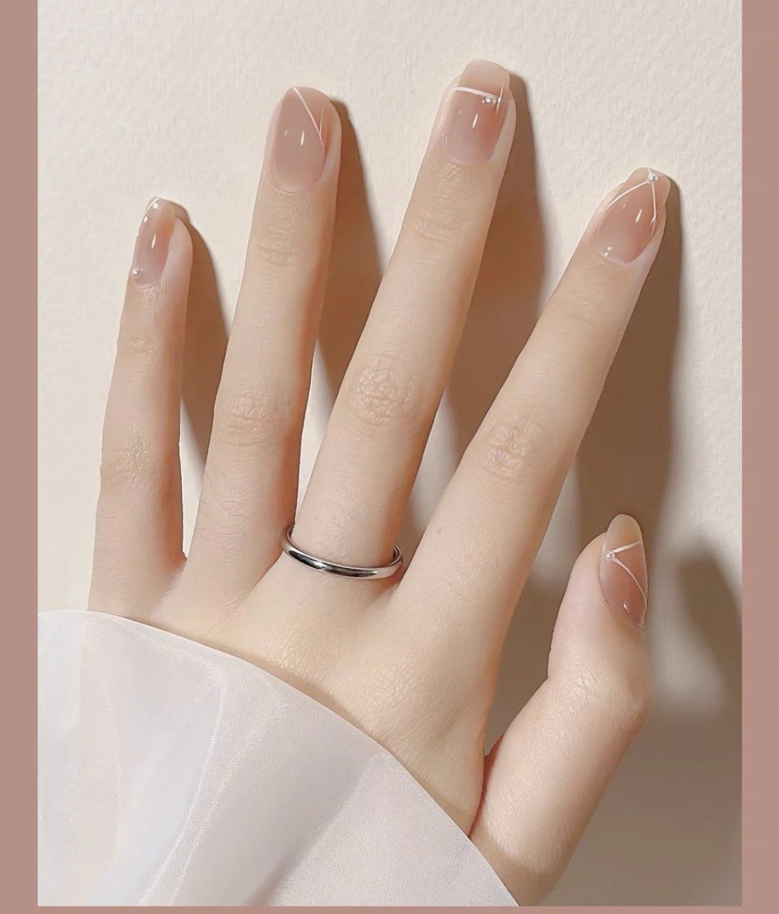 气质美甲简约温柔裸色冰透红茶这款裸色美甲太气质太仙气啦