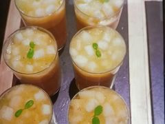 -雍容荟帝王蟹活龙虾展台自助(IFS黑金店)