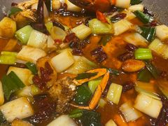 -七欣天香辣蟹火锅(闵行浦江欢乐颂店)