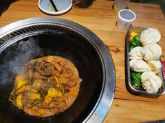-锅老头海鲜铁锅炖