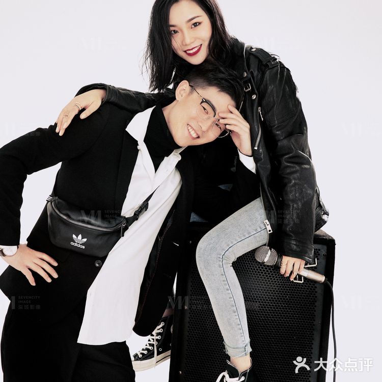 深圳婚纱照 | 单色背景拍出来的高级感