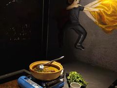 -龙巢盱眙龙虾·牛蛙·烧烤宵夜(八卦岭店)