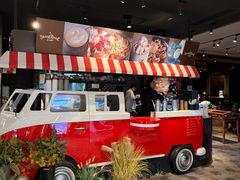 -StayReal Cafe(长宁来福士广场东八区店)