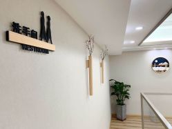 -爱小小美甲美学