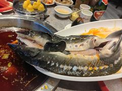 -忘情水鱼头·鲜鱼火锅(滨江中路店)