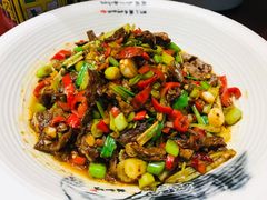 乡下牛肉-万小金辣椒炒肉(三经路店)