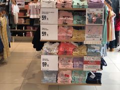 -优衣库(红谷滩万达店)