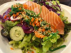 -Chom Cafe and Restaurant