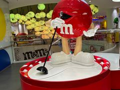 -m豆巧克力世界(上海世茂广场店)