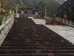 -鸡鸣山旅游风景区