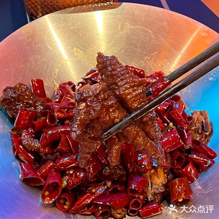 郑州下班后和朋友约个烟火气的小会[爱心]
