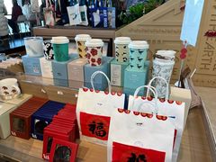 -抱抱地球咖啡馆(国家海洋博物馆店)