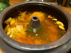 -云海肴·汽锅鸡·云南菜(天山百盛优客店)