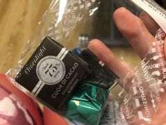 -VENCHI 闻绮(北京国贸商城店)