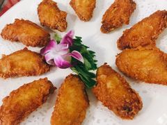 蒜香鸡翅-大眼锅贴水饺(河东店)