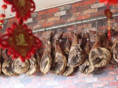 -阿婆情腊排骨火锅(金虹路店)