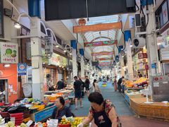 -西归浦每天偶来市场