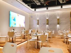 大堂-813芭依珊 BAESAn(汇港购物中心店)