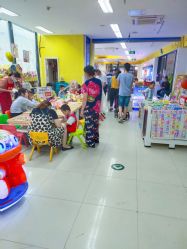-孩子王童乐园(马群店)
