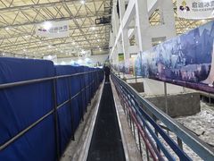 -乔波室内滑雪场