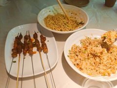 -肥肥虾庄·金牌油焖大虾(沙湖店)