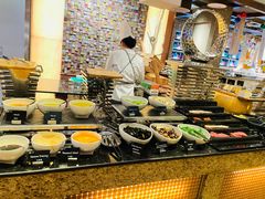 自助取餐区-怡咖啡海鲜自助餐厅(浦东香格里拉店)