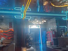 -屋有岛沉浸游戏旗舰店(中山公园店)
