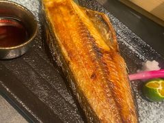 -铭牛烧肉·和牛海鲜自助(高新月牙湖店)
