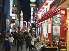 -BHC炸鸡(明洞总店)