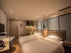 -柏曼酒店(合肥国购广场三里庵地铁店)