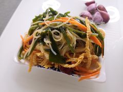 精美小菜-陆元丰·兰州纯汤牛肉面(自强西路店)