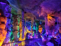 -泰安地下龙宫景区