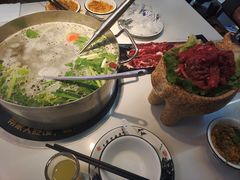 -刘少华贵州小黄牛·鲜牛肉火锅(总店)
