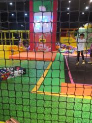 -蹦蹦跳跳(新奥购物中心店)