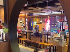 -呷哺呷哺(万达新世界店)