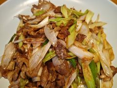 葱爆羊肉-娜仁图雅蒙古美食村(33小镇店)