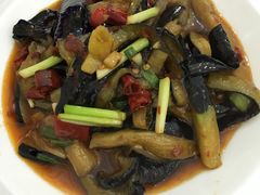 -乡土特色.冷锅鱼.牦牛肉汤锅