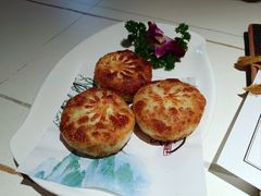 -阿瓦山寨·湘菜现炒·剁椒鱼头王(咸阳总店)