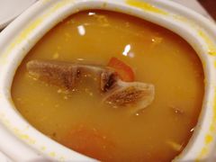 番茄玉米煲龙骨-汤城小厨•粤菜•靓汤(西直门凯德MALL店)