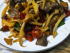 -牛八宝桂林米粉(八里庄店)