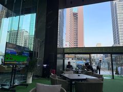 -深圳温德姆至尊酒店·大堂吧·户外花园