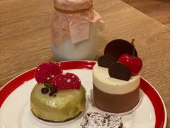 开心果巧克力蛋糕-咖啡苑自助餐厅·中国大饭店