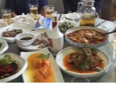 -迎宾楼(解放西街店)