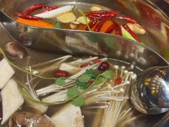 -隐樂門·活牛蛙火锅酒馆