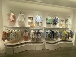 店内环境-英氏YeeHoO(颐堤港店)